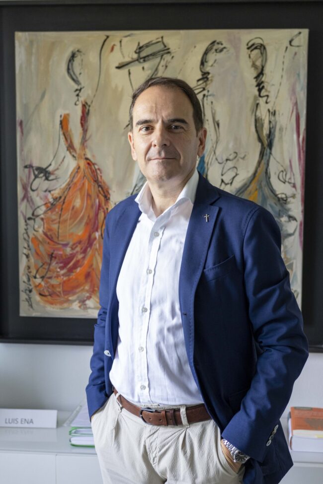 Luis Ena